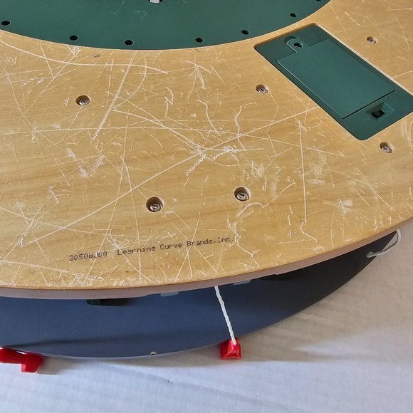 Thomas Wooden Train Set Roundhouse Roundabout Station Crovans Gate Shed w Sounds - Picture 14 of 14